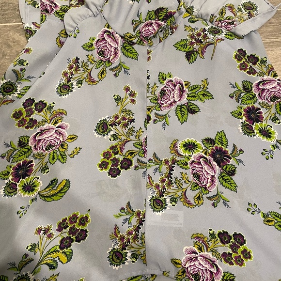 Floral Ruffle Sleeve Top Blue and Purple - Picture 7 of 8